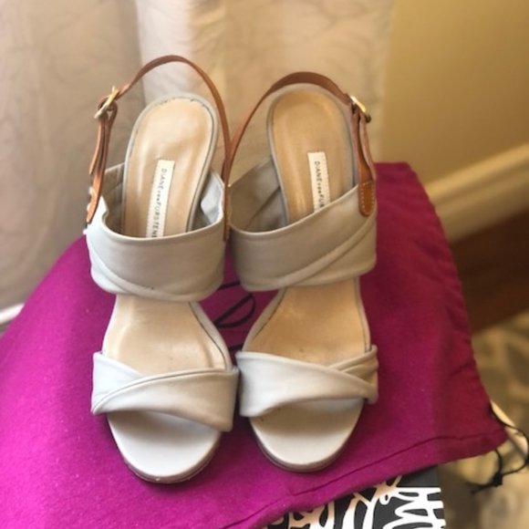 Diane von Furstenberg strappy sandals - Picture 1 of 5